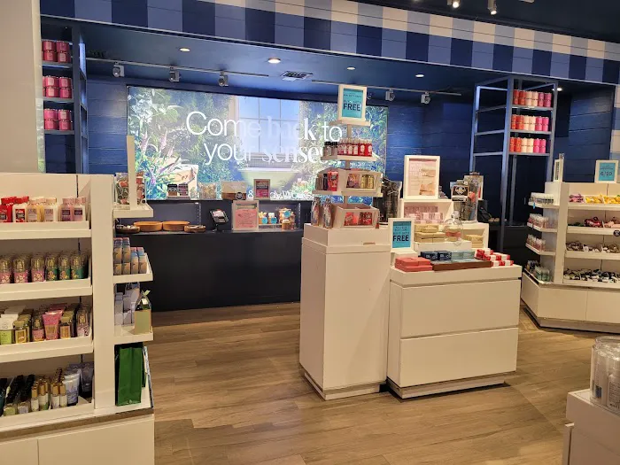 Bath & Body Works 9