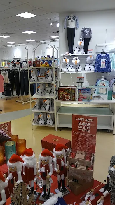 Macy's 9