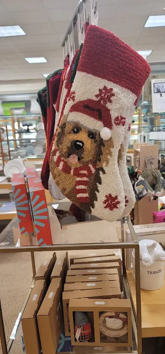Dillard's 6