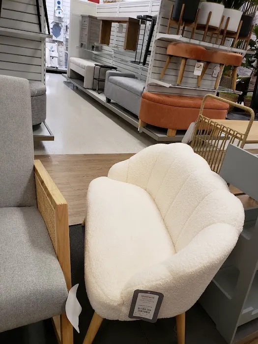 T.J. Maxx & HomeGoods 7