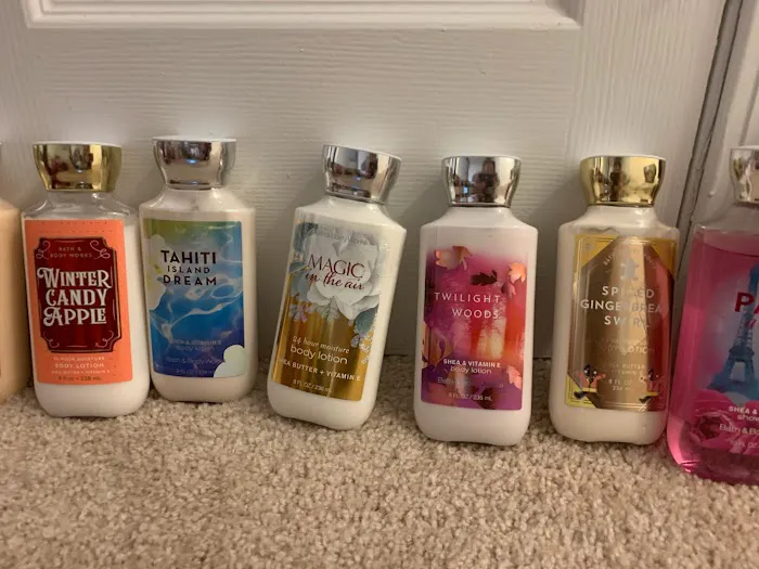 Bath & Body Works 4