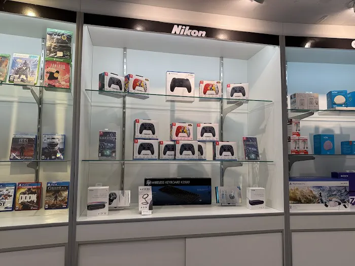 Perfumeland Megastore 5