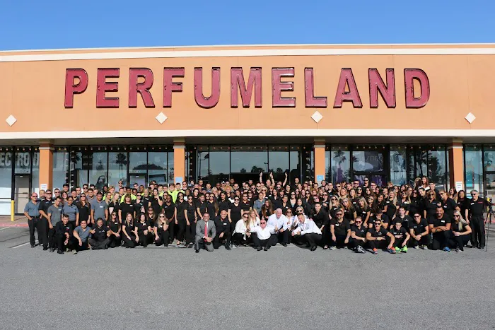 Perfumeland Megastore 6