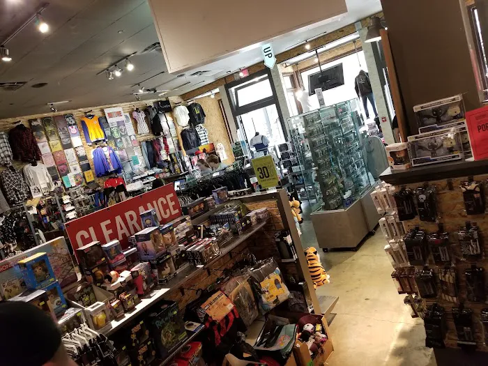 Hot Topic 3