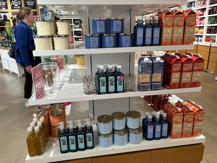 Bath & Body Works 9