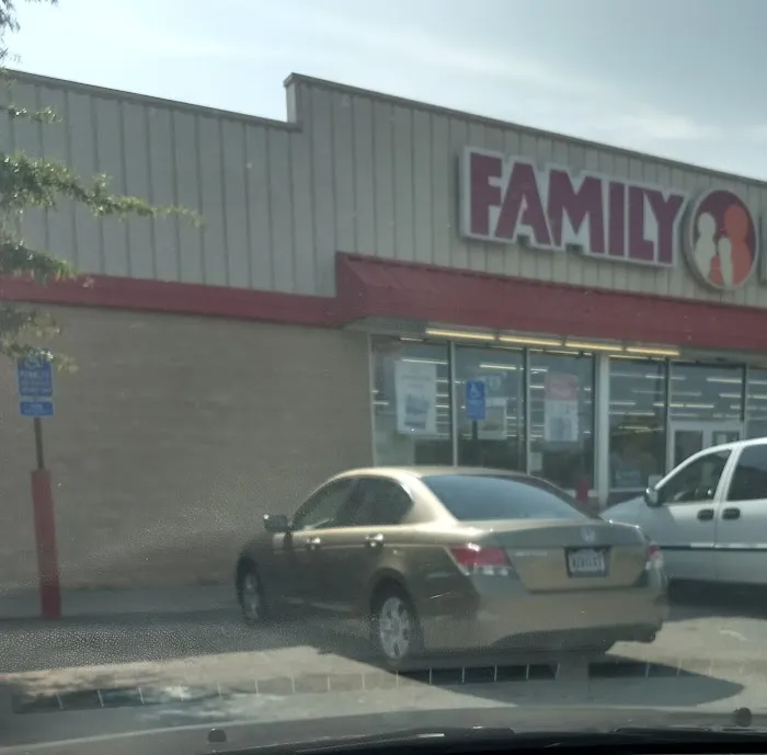 Family Dollar 2