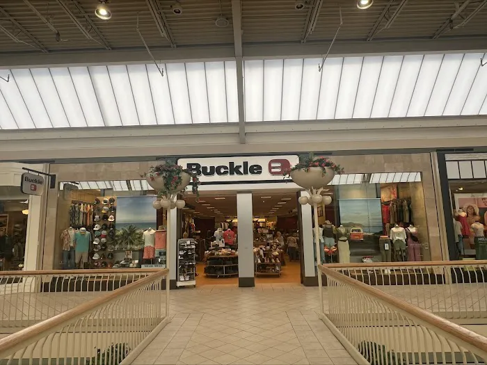 Buckle 9