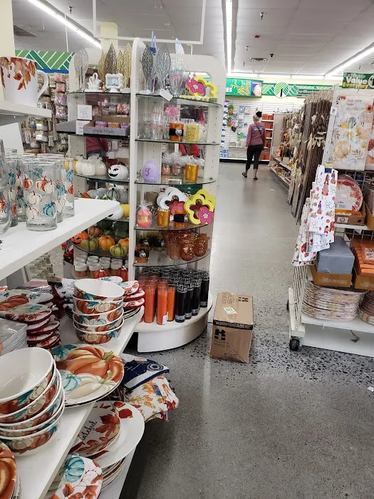 Dollar Tree 1