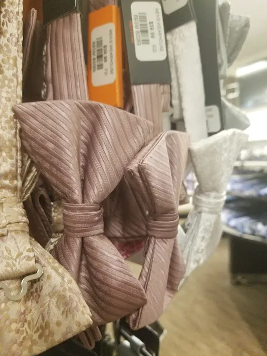 Men's Wearhouse 4