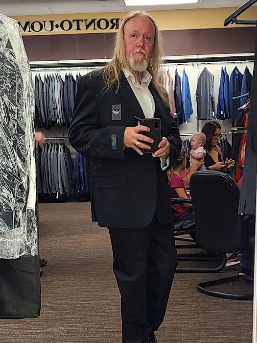 Men's Wearhouse 7