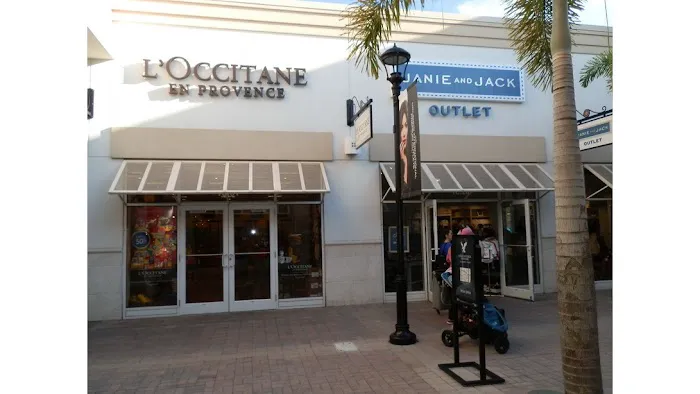 L'OCCITANE EN PROVENCE 0