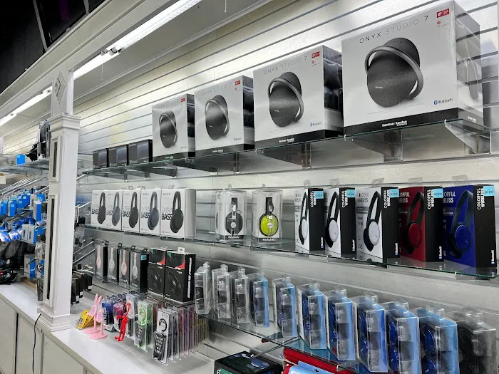 Yes Mega Store - Orlando 6
