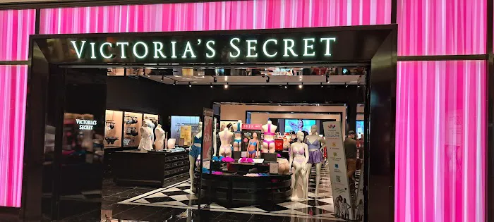 Victoria's Secret & PINK by Victoria's Secret 0