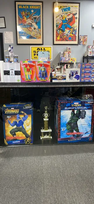 Evy’s Treasures And Collectibles 0