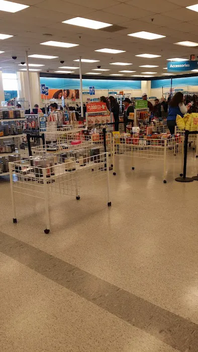 Ross Dress for Less 4