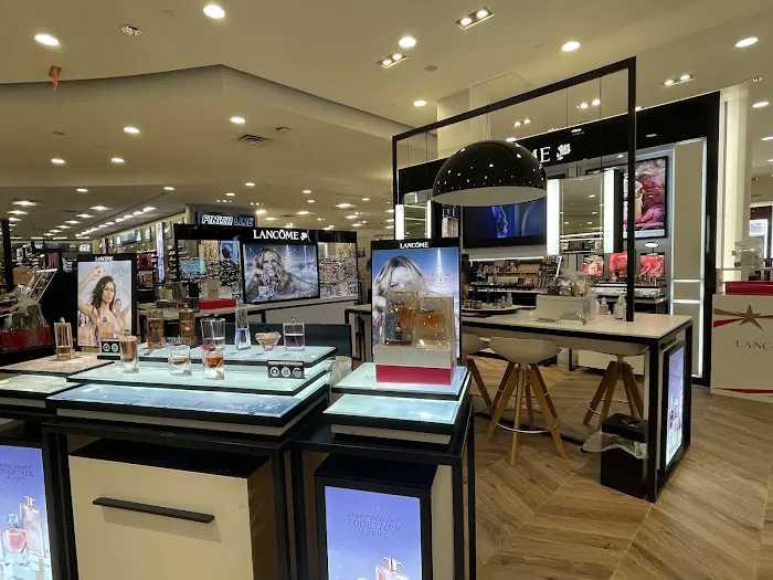Macy's 7