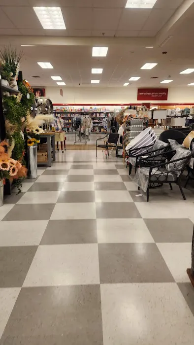 T.J. Maxx 2