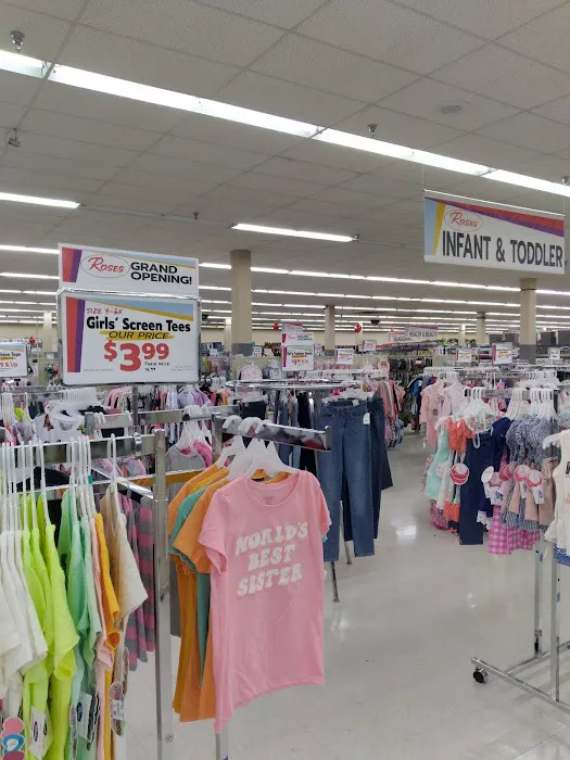 Roses Discount Store 3