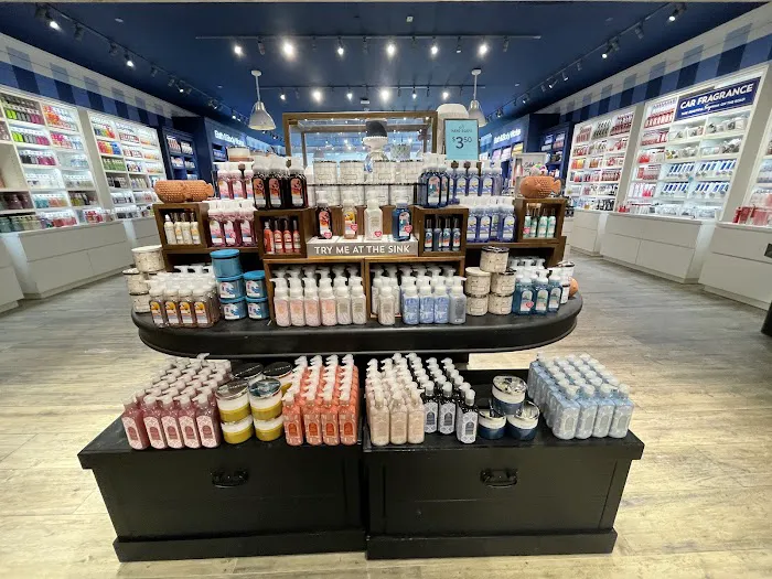 Bath & Body Works 6