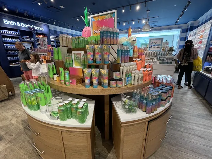 Bath & Body Works 2