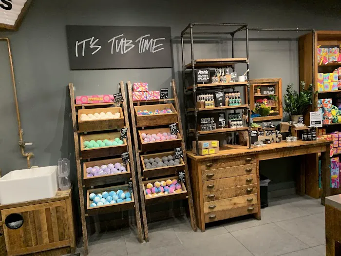 Lush Cosmetics Florida Mall 1