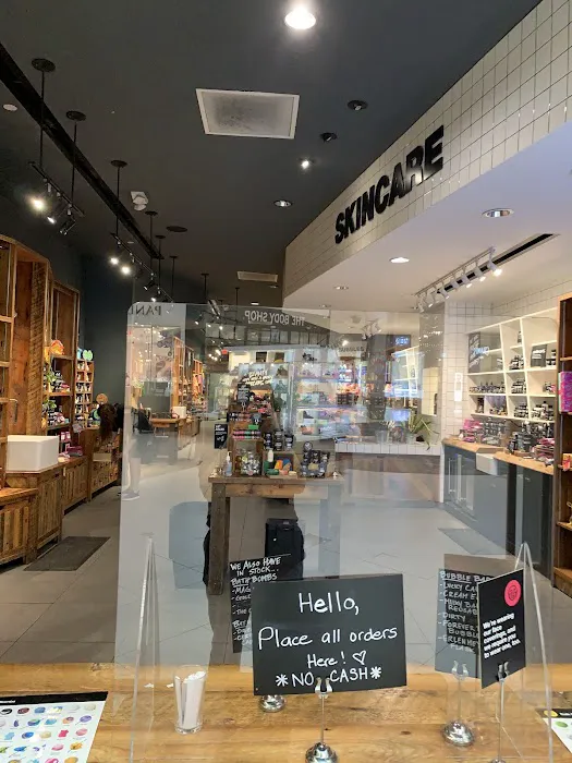 Lush Cosmetics Florida Mall 3