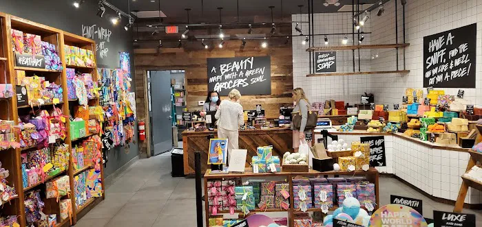 Lush Cosmetics Florida Mall 9