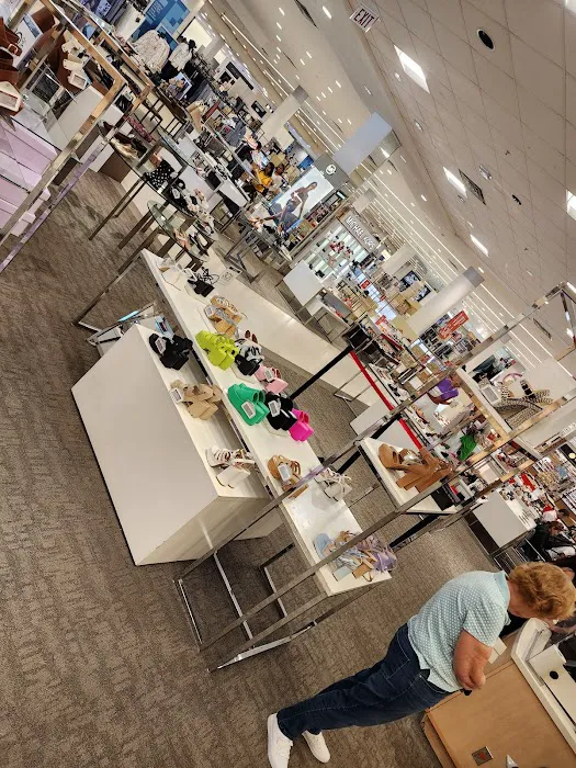 Macy's 9