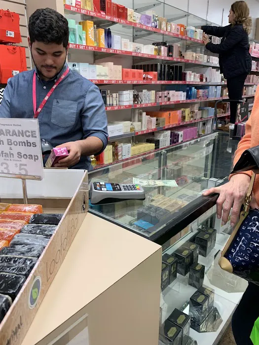 Fragrance Outlet 2