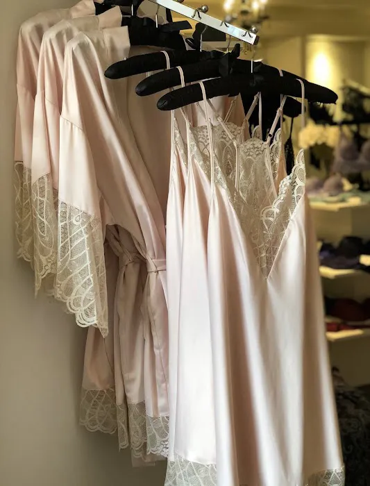 Chic Underneath 9