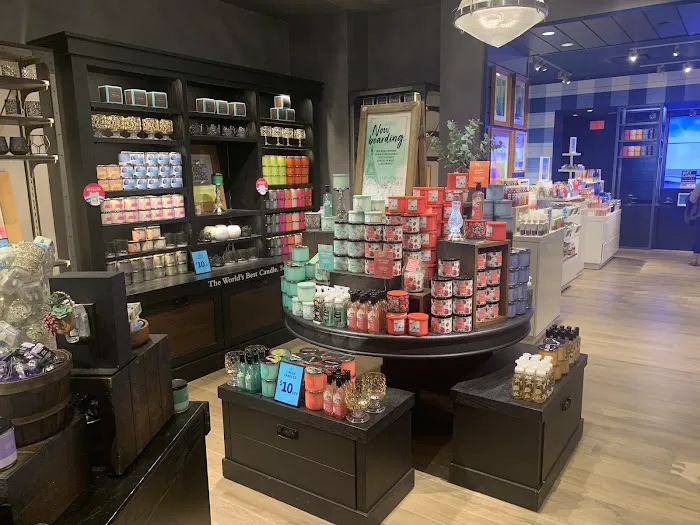 Bath & Body Works 9