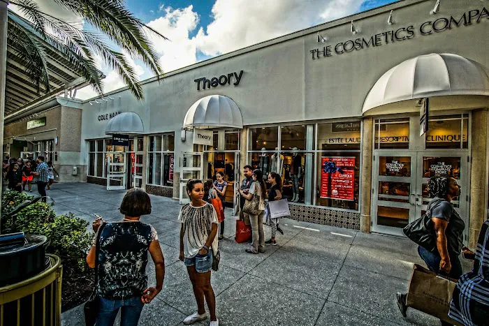 The Cosmetics Company Store 8