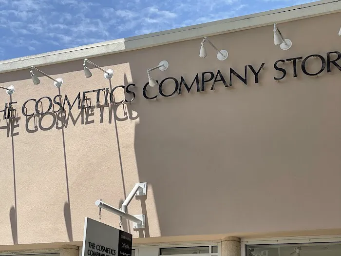 The Cosmetics Company Store 5