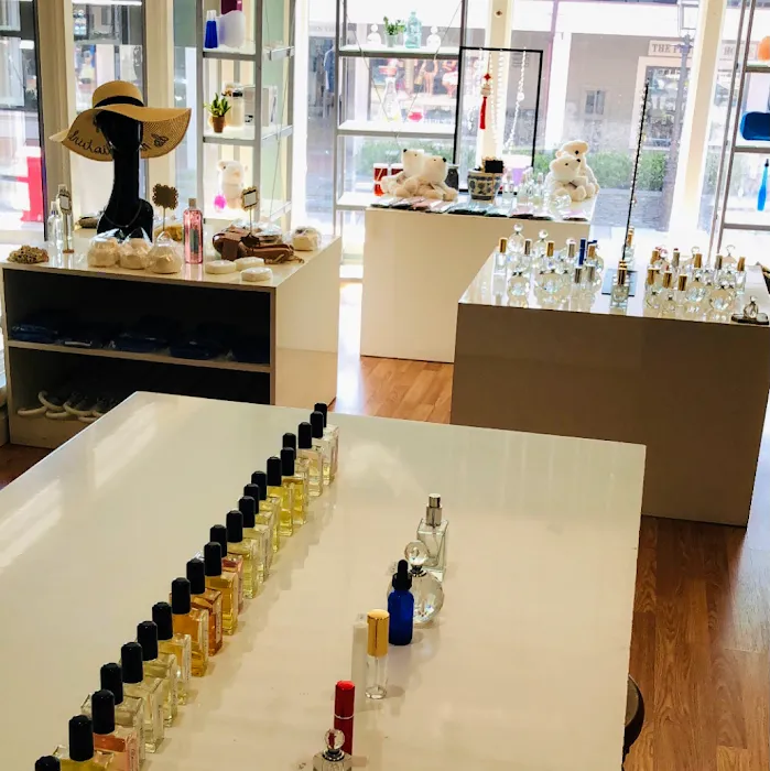 Newport Aromatherapy & Natural Pharmacy 8