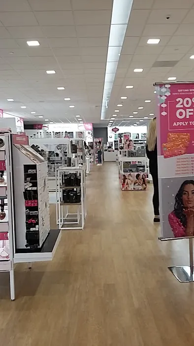 Ulta Beauty 0