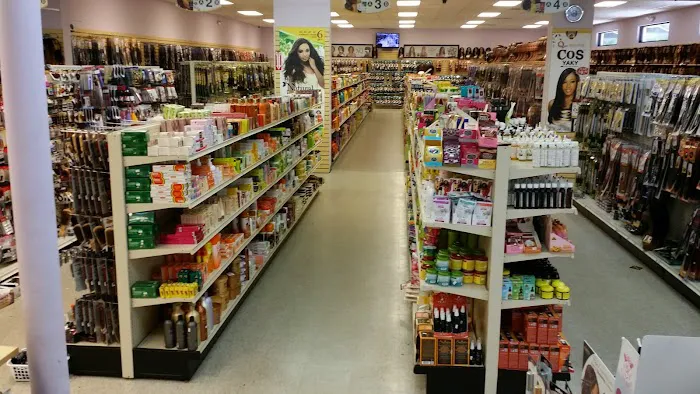 Kiss Me Beauty Supply 4