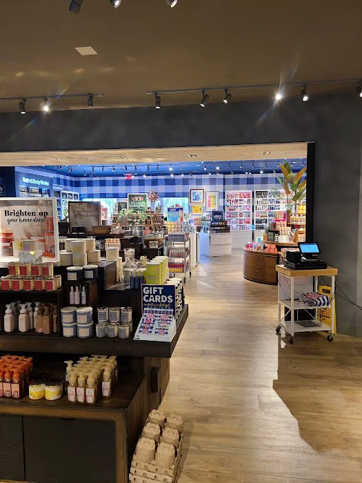 Bath & Body Works 2