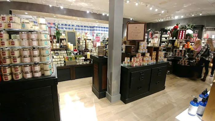 Bath & Body Works 2