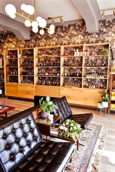 La Jetée Perfumery 6