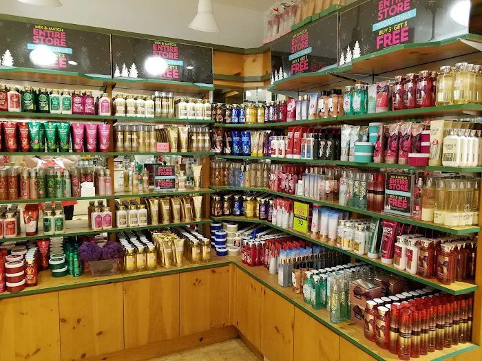 Bath & Body Works 2