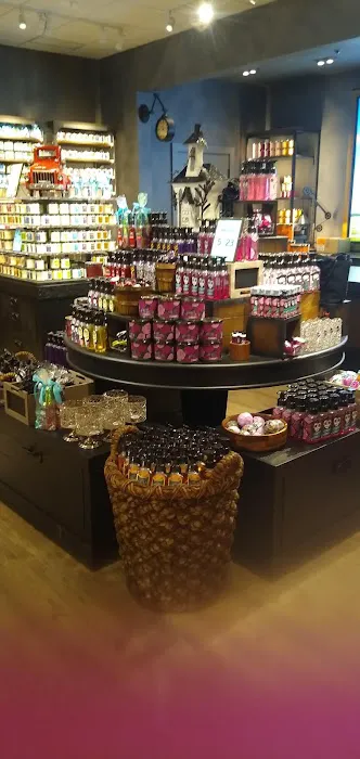 Bath & Body Works 7