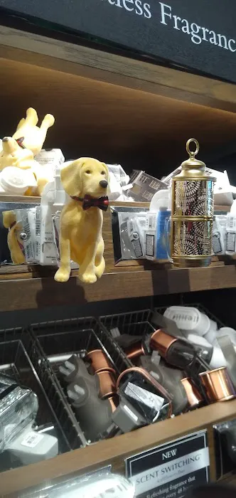 Bath & Body Works 8