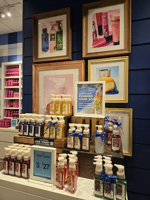 Bath & Body Works 3