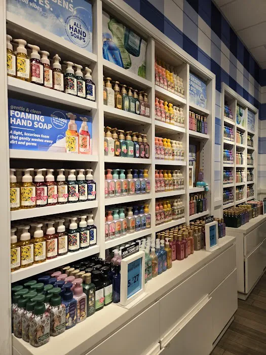 Bath & Body Works 6