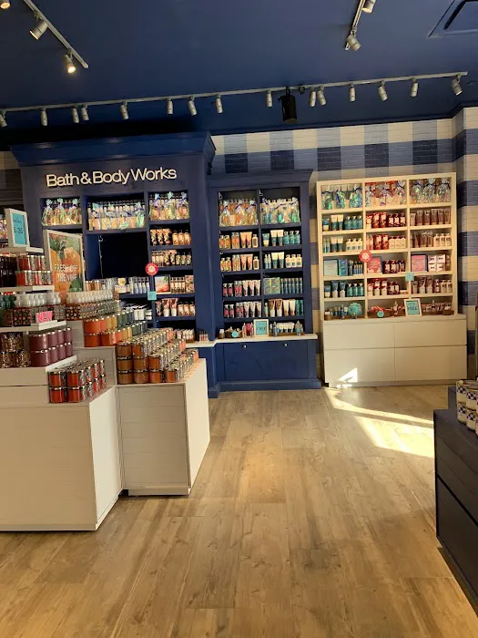 Bath & Body Works 8