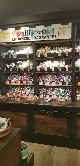 Bath & Body Works 2