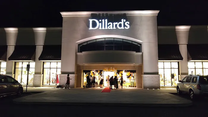 Dillard's 7