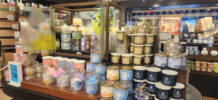 Bath & Body Works 8