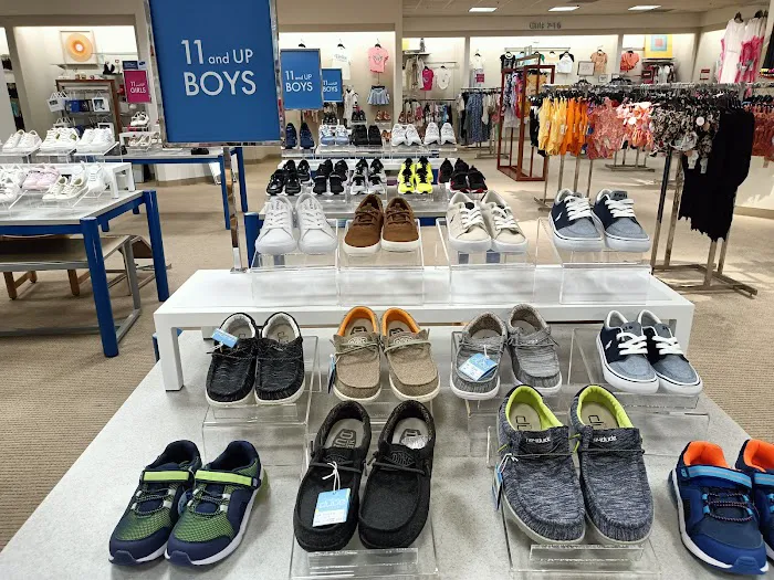 Dillard's 9