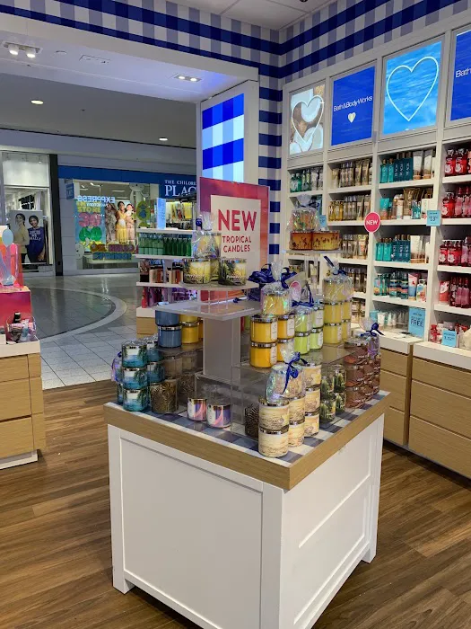 Bath & Body Works 4